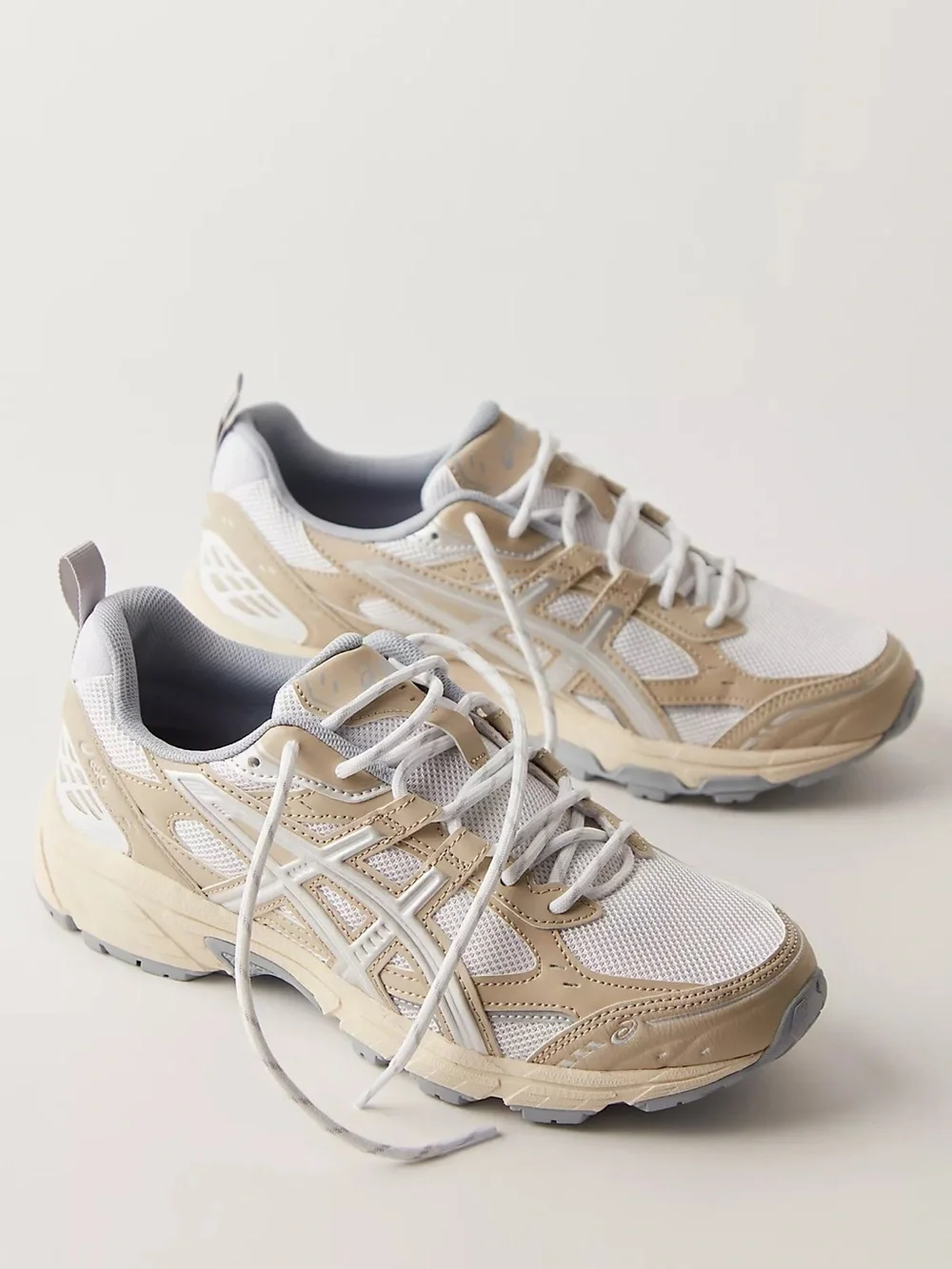 New ASICS GEL Nunobiki Sneakers White Putty